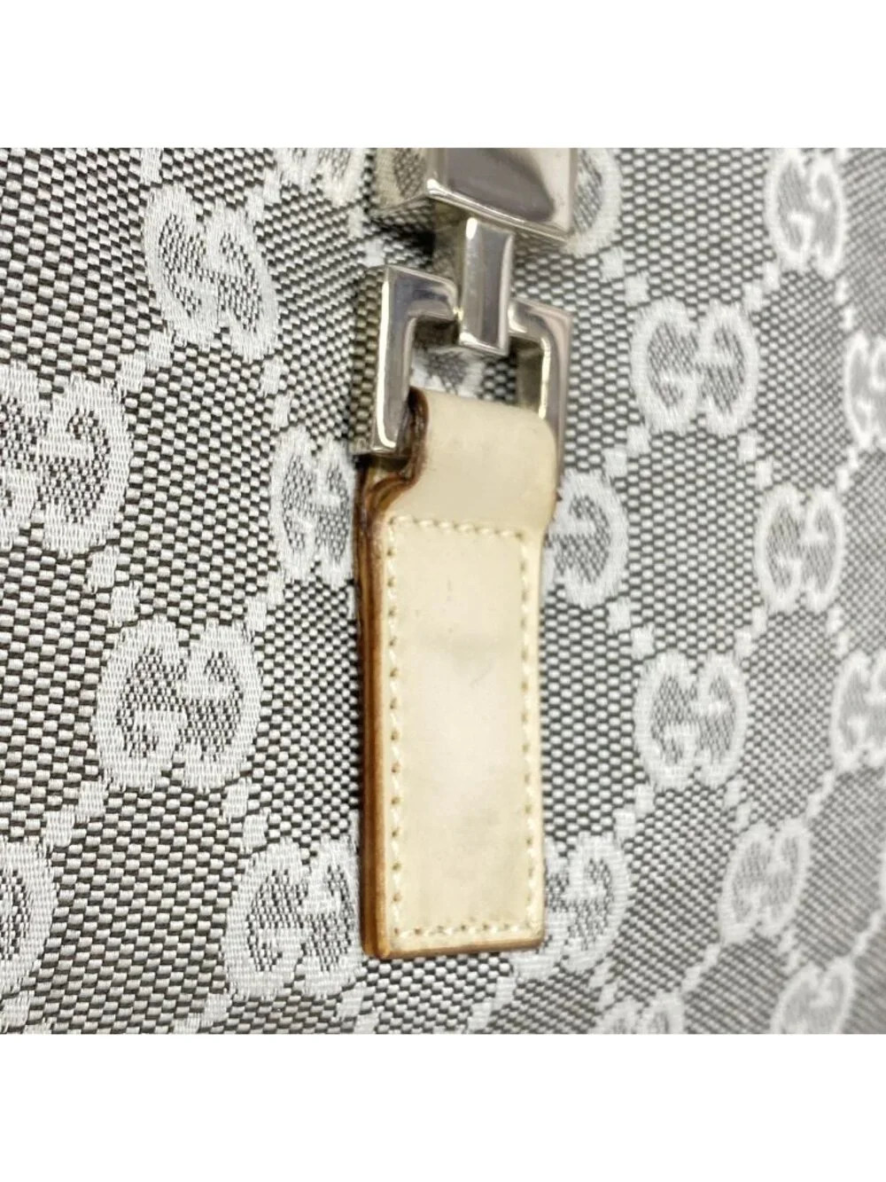 Gucci Shoulder Bag GG Canvas Jackie Ivory Gray Silver